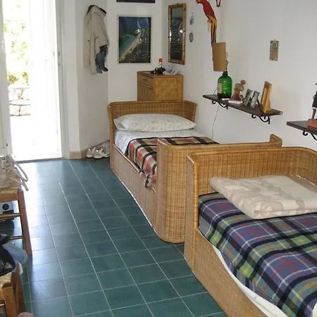 Grazioso Con Piccolo Giardino Apartmán *